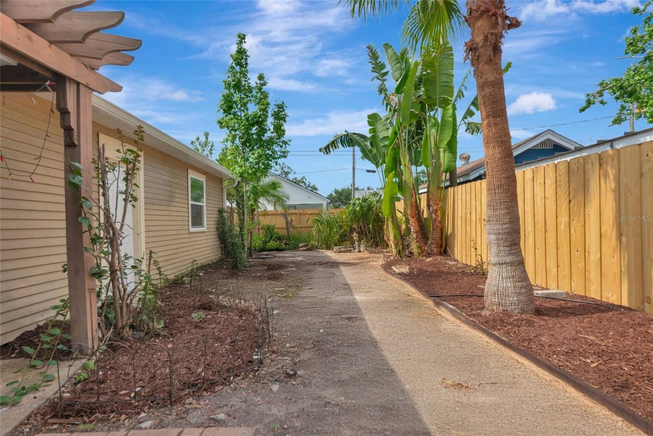 2620 8th Avenue N, Saint Petersburg, FL 33713 Photo