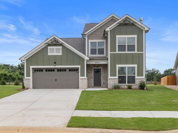 8852 Knolling Loop, Ooltewah, TN 37363