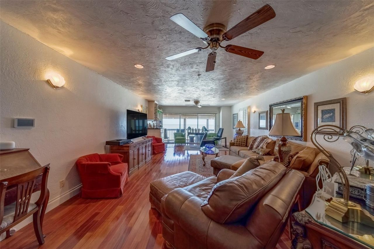 17606 Lee Avenue, Redington Shores, FL 33708 Photo