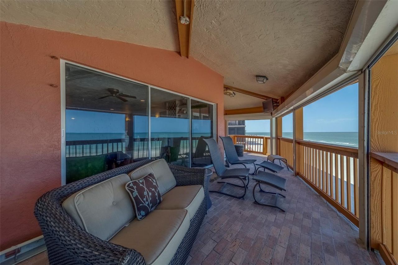 17606 Lee Avenue, Redington Shores, FL 33708 Photo