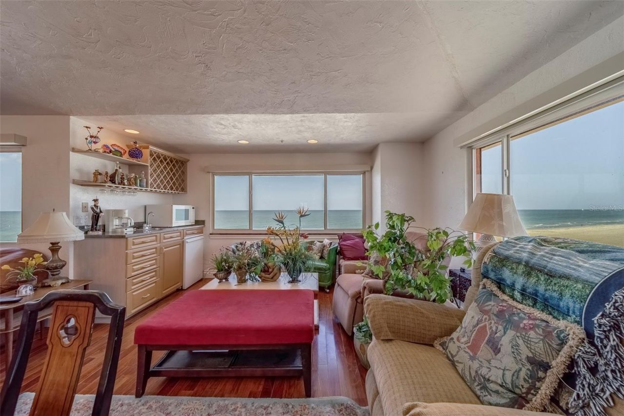 17606 Lee Avenue, Redington Shores, FL 33708 Photo