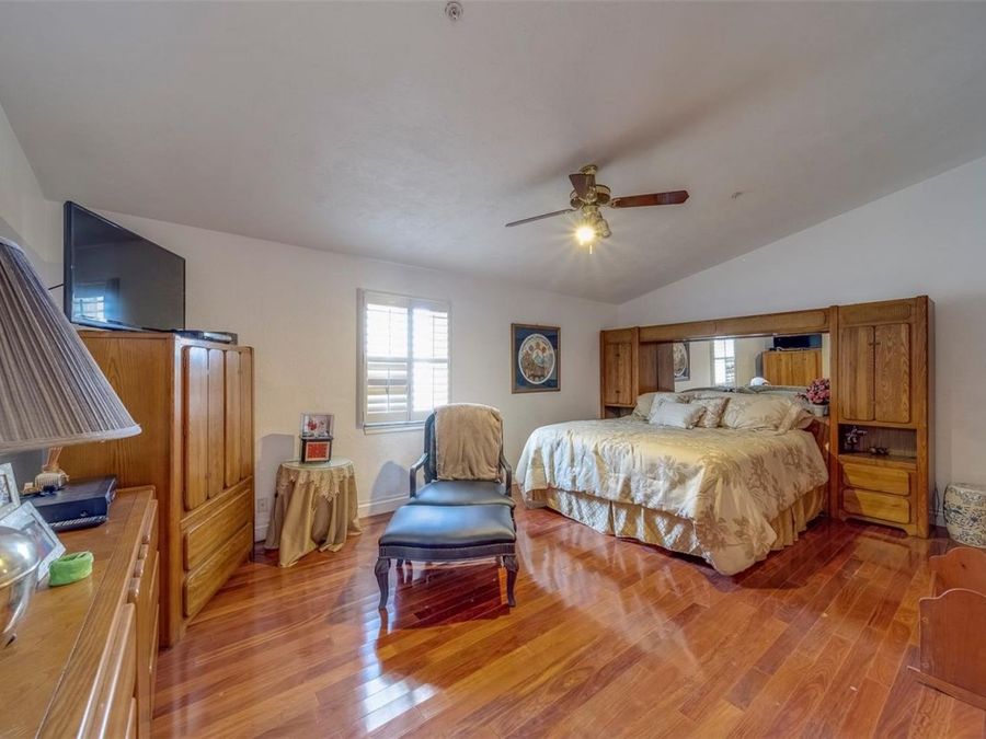 Property Image 70
