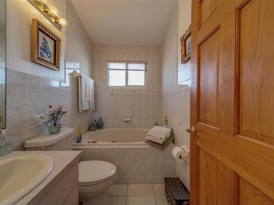 Property Image 72