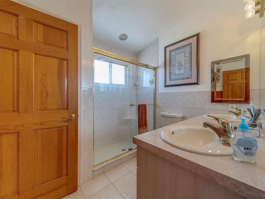 Property Image 75