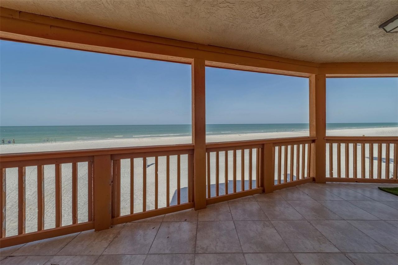 17606 Lee Avenue, Redington Shores, FL 33708 Photo