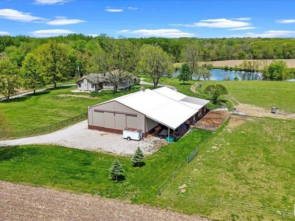 3062 State Route 97, Pleasant Plains, IL 62677