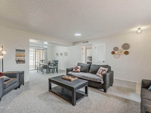 9814 W LONG HILLS Drive, Sun City, AZ 85351