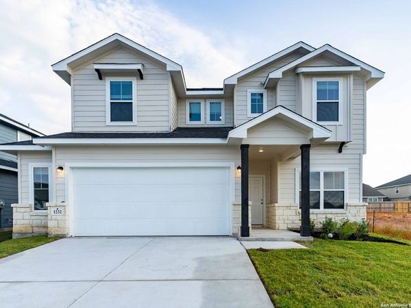 1232 Sweden, Seguin, TX 78155