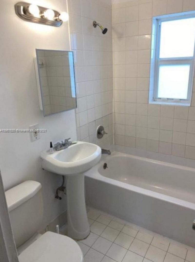 315 NW 84th Ter, Unit 315, Miami, FL 33150 Photo