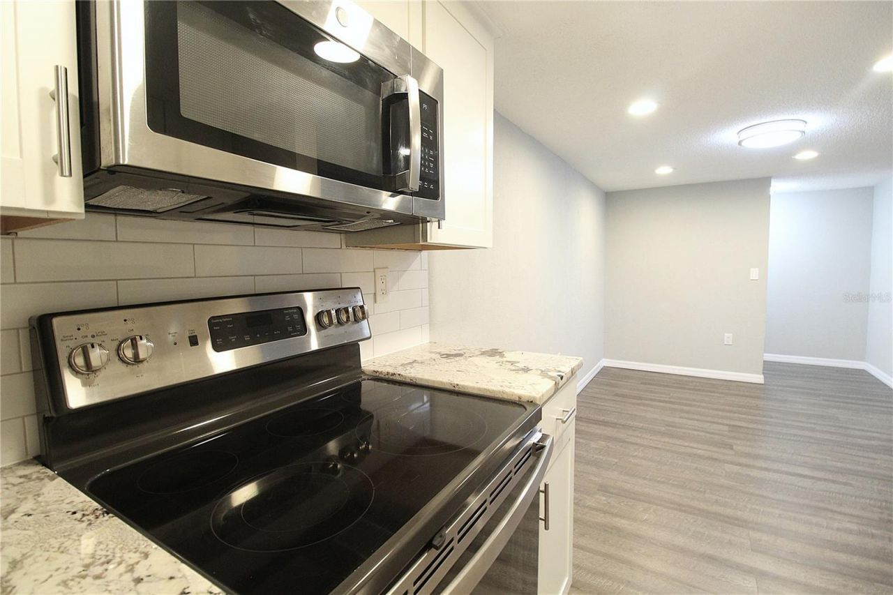 4119 61st Avenue Terrace W, Unit 407, Bradenton, FL 34210 Photo