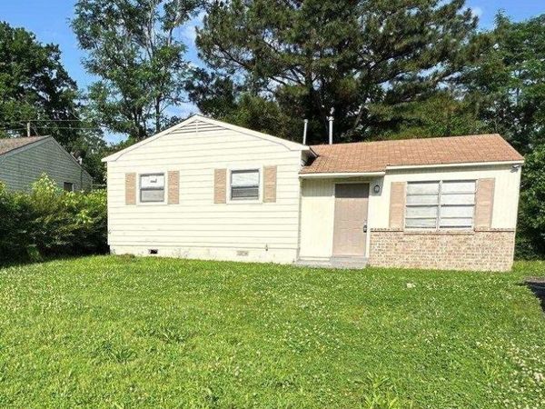 4503 BEACON HILL DR, Memphis, TN 38127