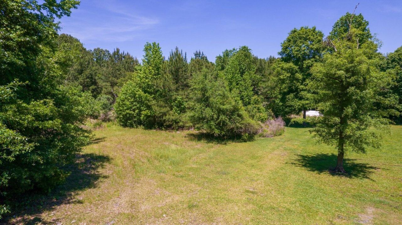 5137 Clarance Photo 15