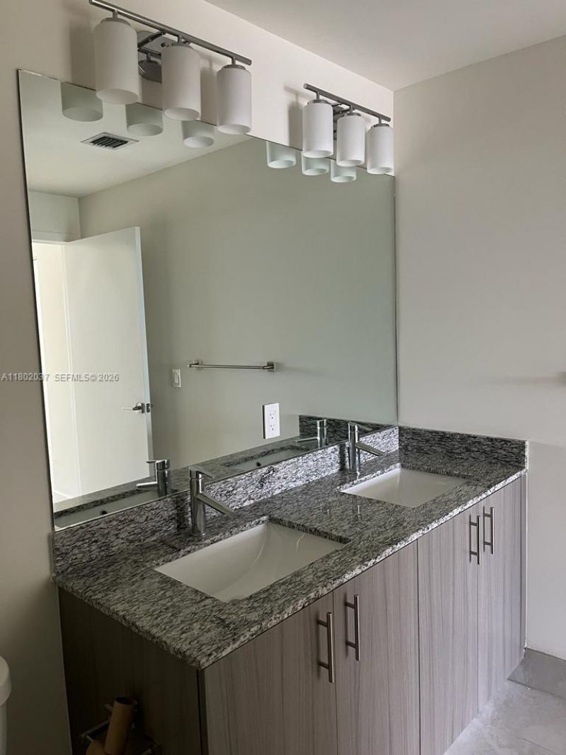 5350 NW 84th Ave, Unit 1207, Doral, FL 33166 Photo