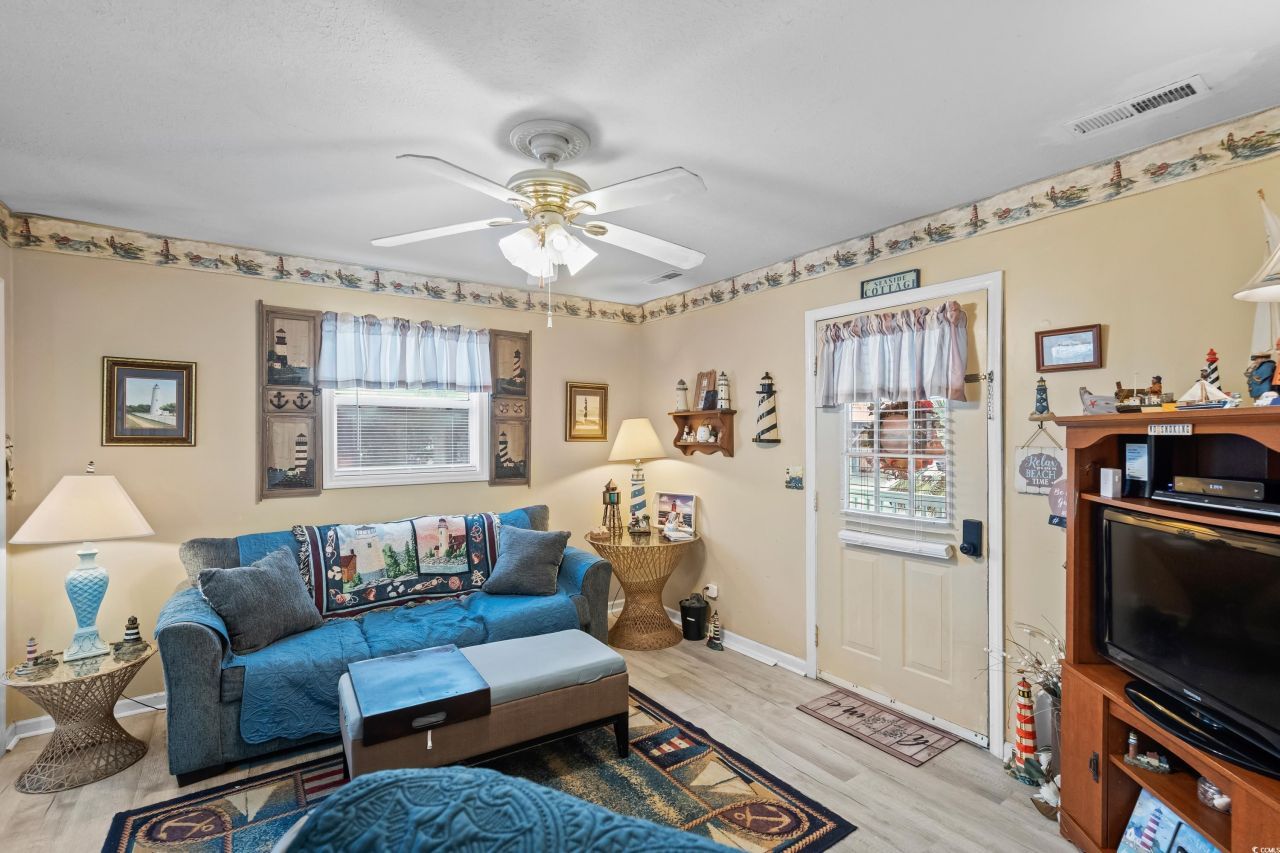 6001-1501 S Kings Hwy. Photo 7