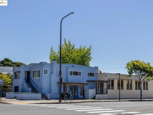 2903 Sacramento St, Berkeley, CA 94702