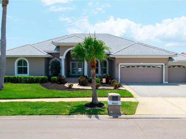 9810 COMPASS POINT WAY, TAMPA, FL 33615