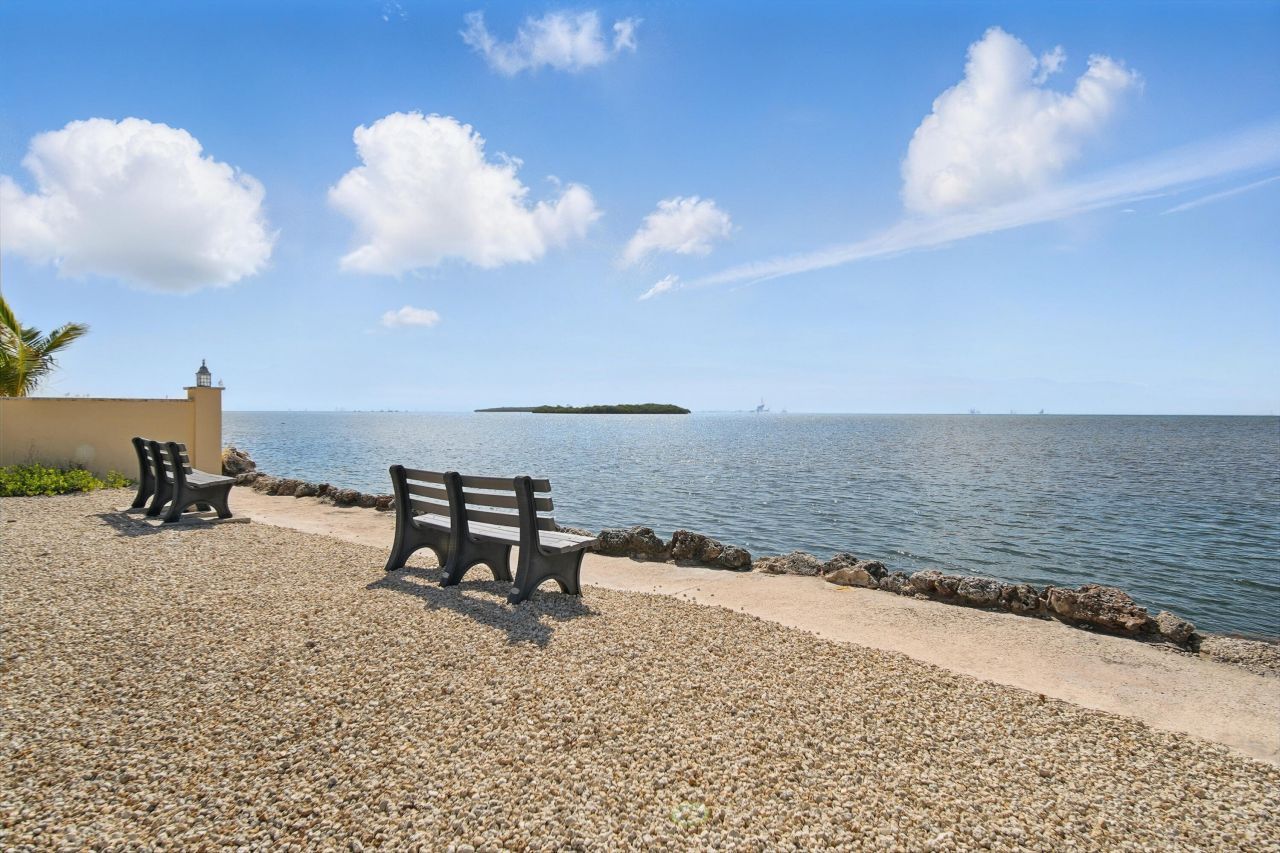 95401 Overseas Highway, Key Largo, FL 33037 Photo