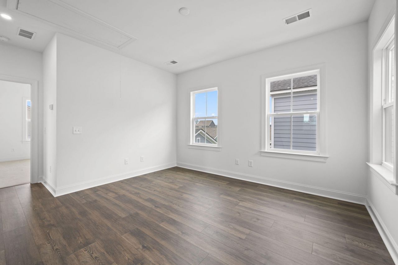 333 Trailmore Lane Photo 32