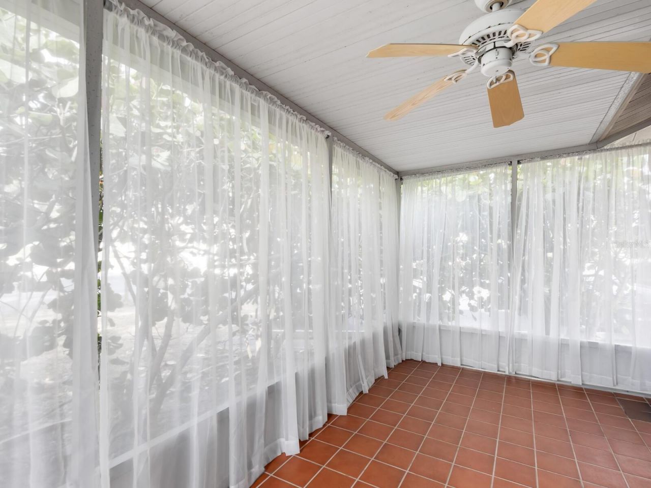 635 N Jefferson Avenue, Unit 635, Sarasota, FL 34237 Photo