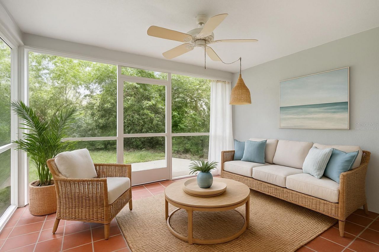 635 N Jefferson Avenue, Unit 635, Sarasota, FL 34237 Photo