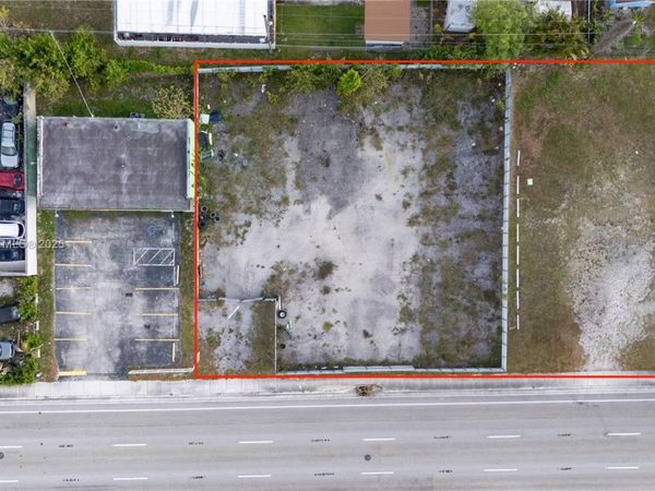 5231 Pembroke Rd, Hollywood, FL 33021