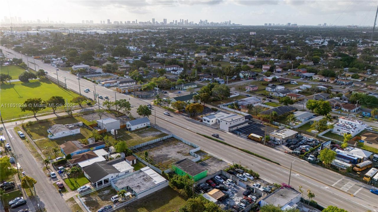 5231 Pembroke Rd, Hollywood, FL 33021 Photo