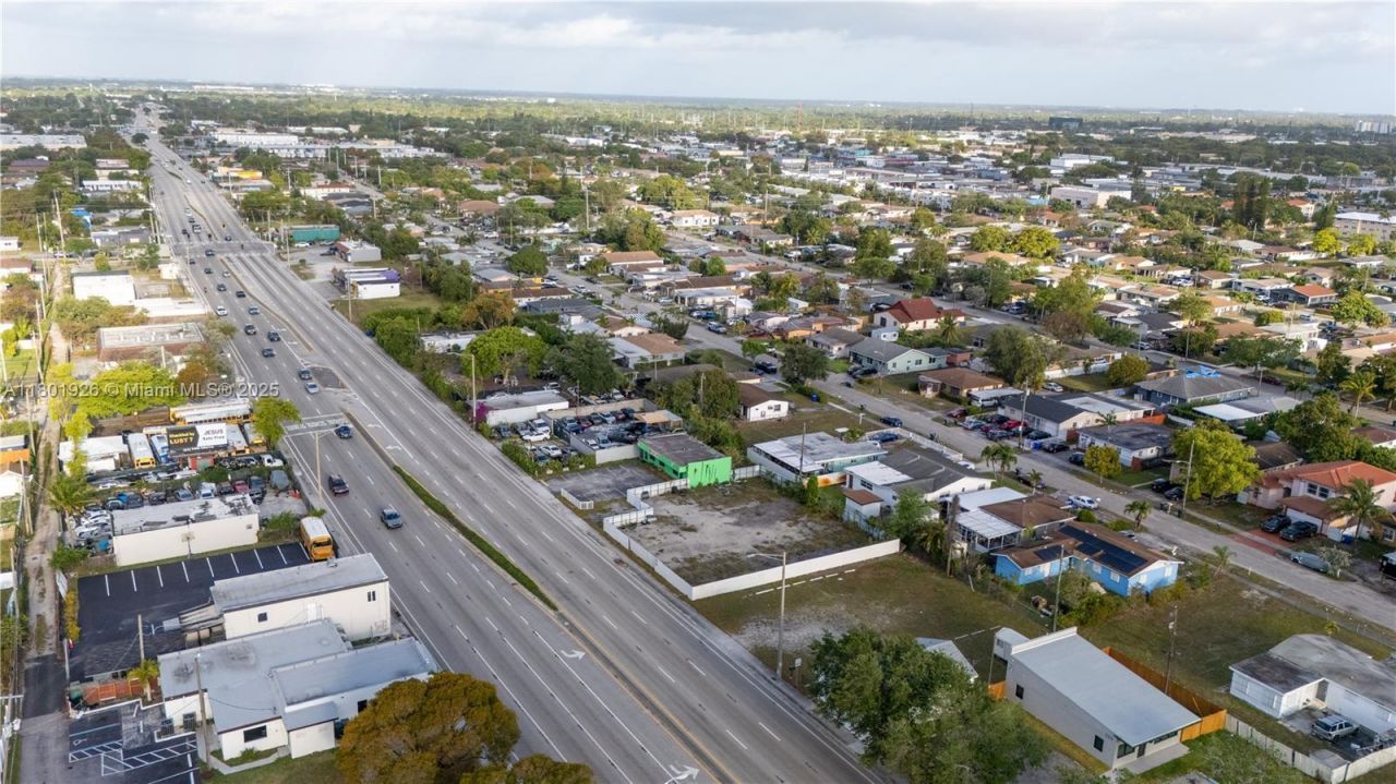 5231 Pembroke Rd, Hollywood, FL 33021 Photo