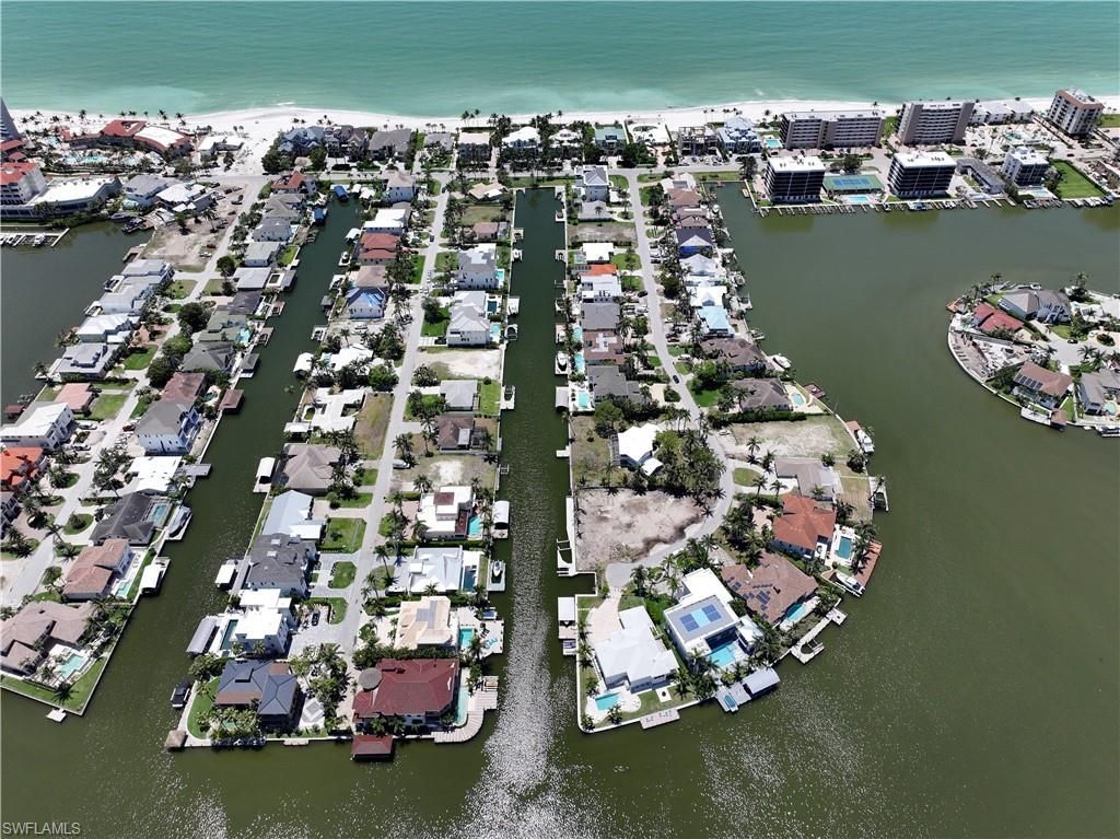 230 Seabreeze Ave, Naples, FL 34108 Photo
