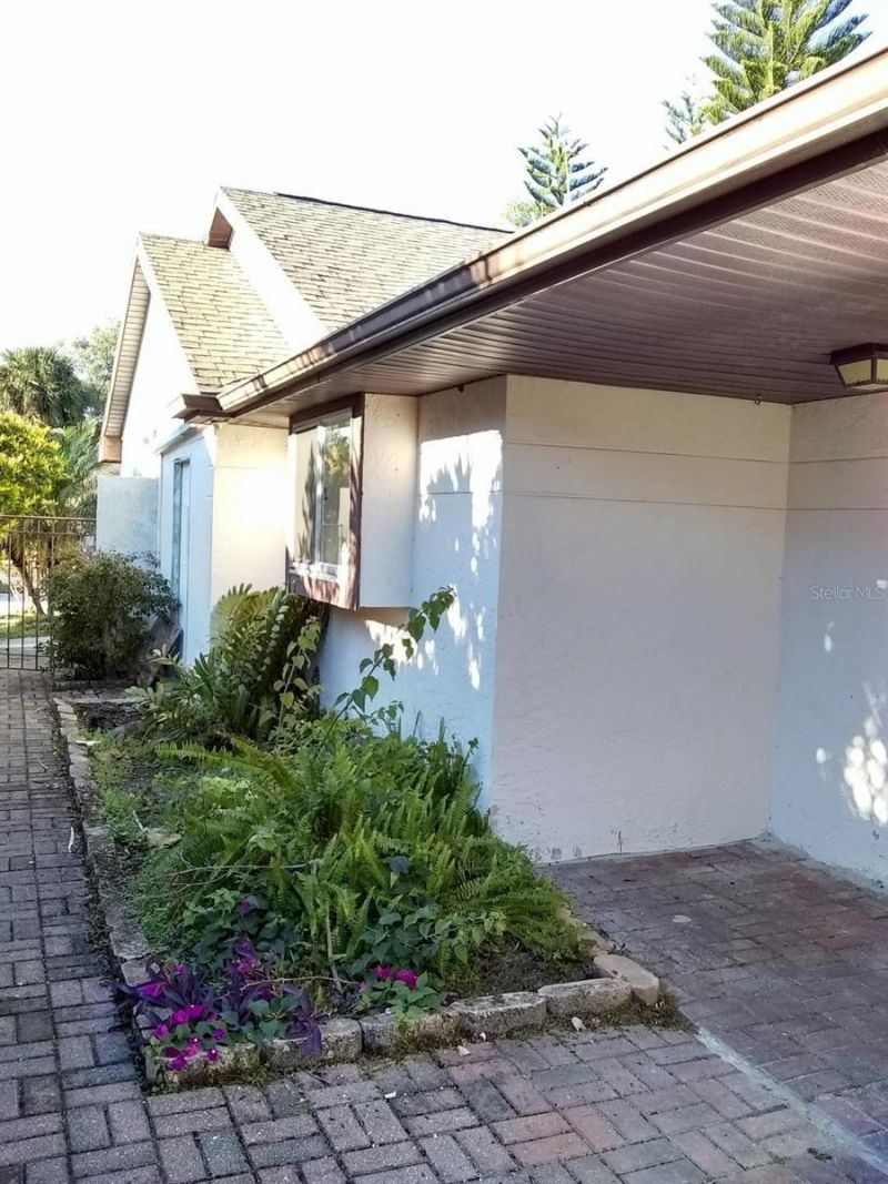 2011 N 61st Street, Tampa, FL 33619 Photo