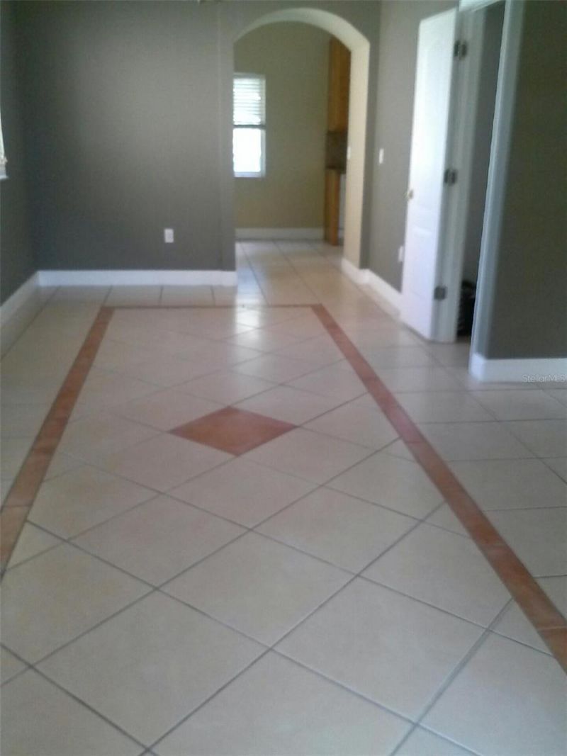 2011 N 61st Street, Tampa, FL 33619 Photo