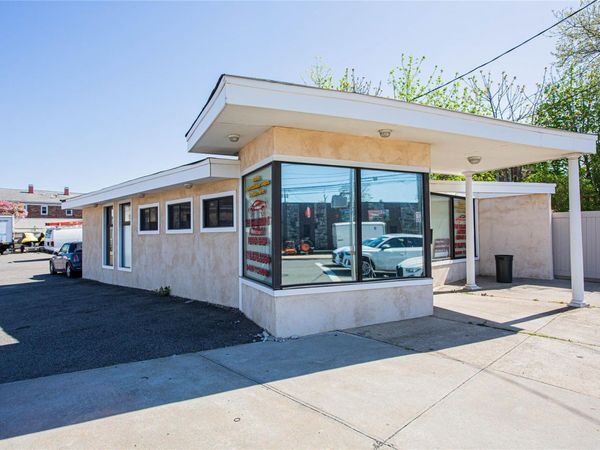 200 Atlantic Avenue, Oceanside, NY 11572