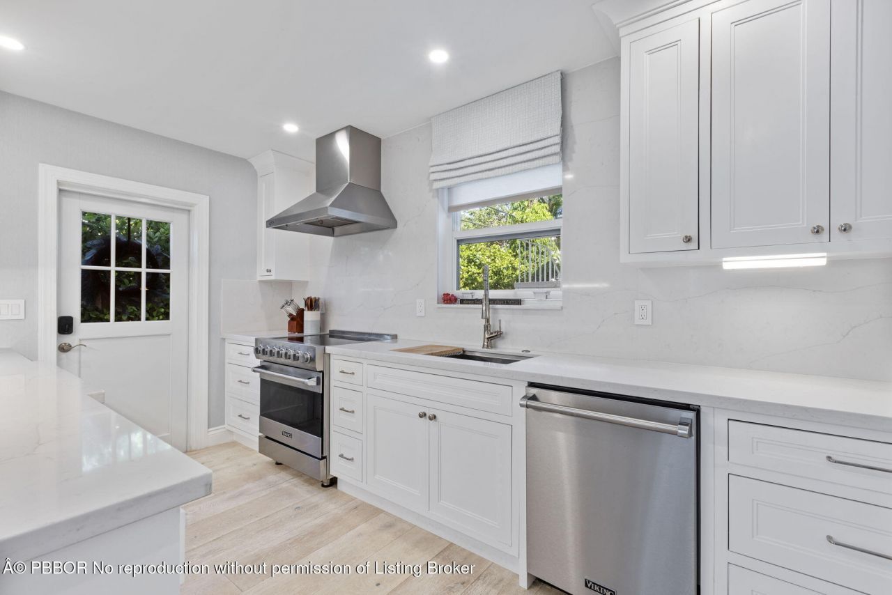 311 Cocoanut Row, Unit 101, Palm Beach, FL 33480 Photo