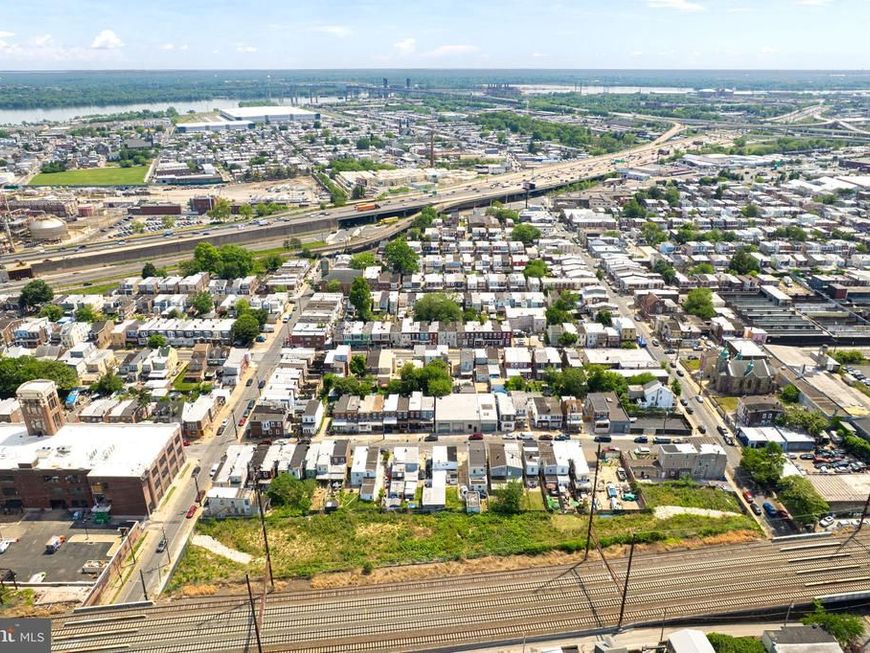 2205 7 Orthodox Street, Philadelphia, PA 19137 Main Photo