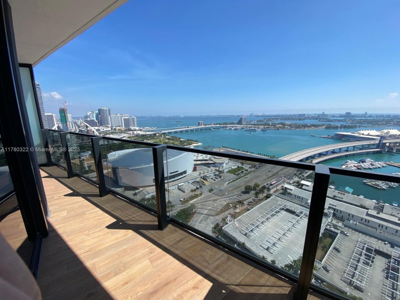 398 NE 5th St, Unit 2910, Miami, FL 33132 Photo