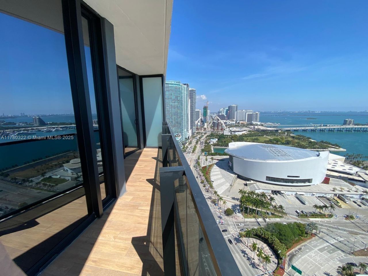 398 NE 5th St, Unit 2910, Miami, FL 33132 Photo