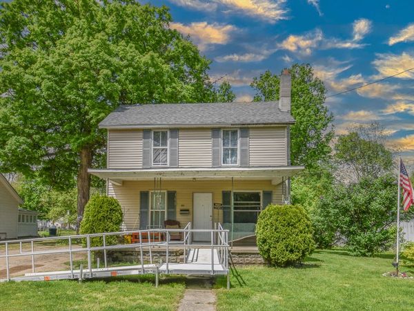 169 E Washington Street, Coldwater, MI 49036