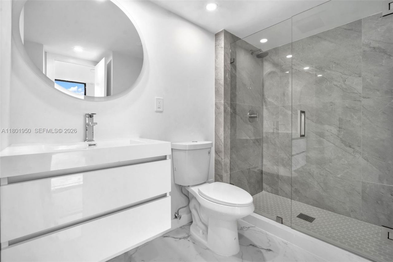 20335 W Country Club Dr, Unit 1108, Aventura, FL 33180 Photo