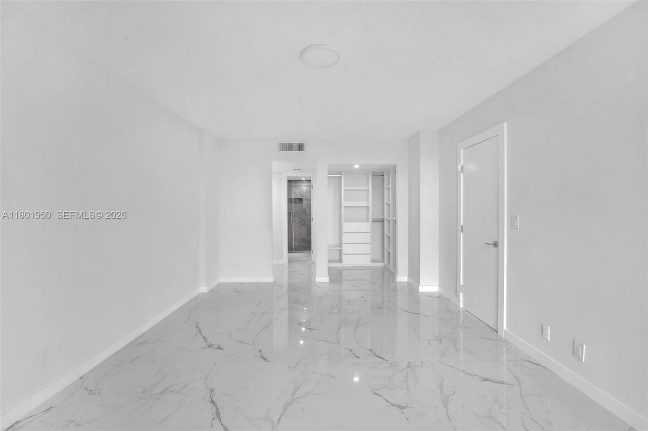 20335 W Country Club Dr, Unit 1108, Aventura, FL 33180 Photo