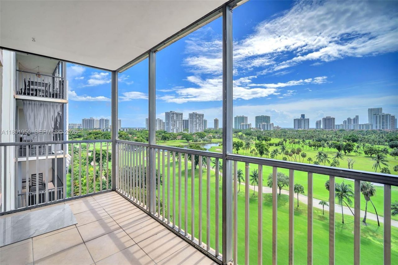 20335 W Country Club Dr, Unit 1108, Aventura, FL 33180 Photo