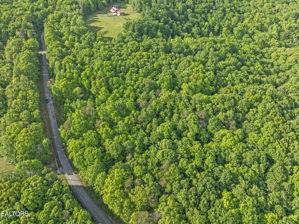 483 Honey Springs Rd, Crawford, TN 38554