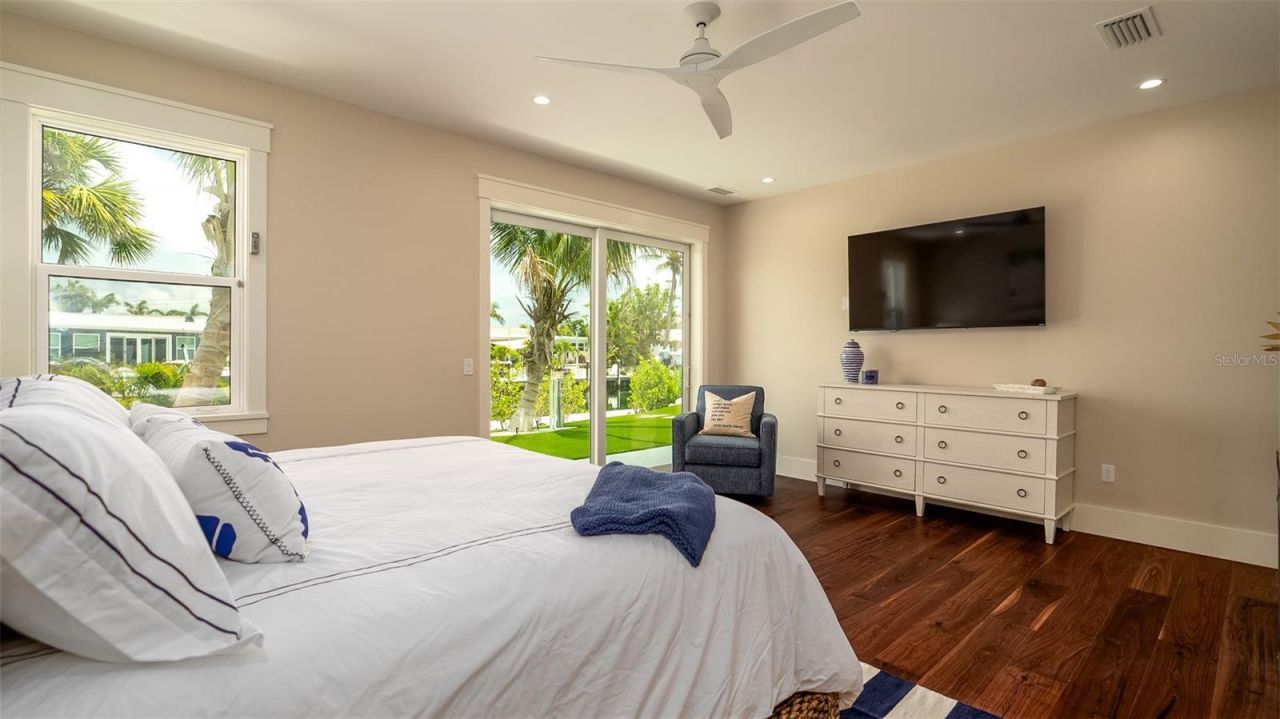 603 Emerald Lane, Holmes Beach, FL 34217 Photo