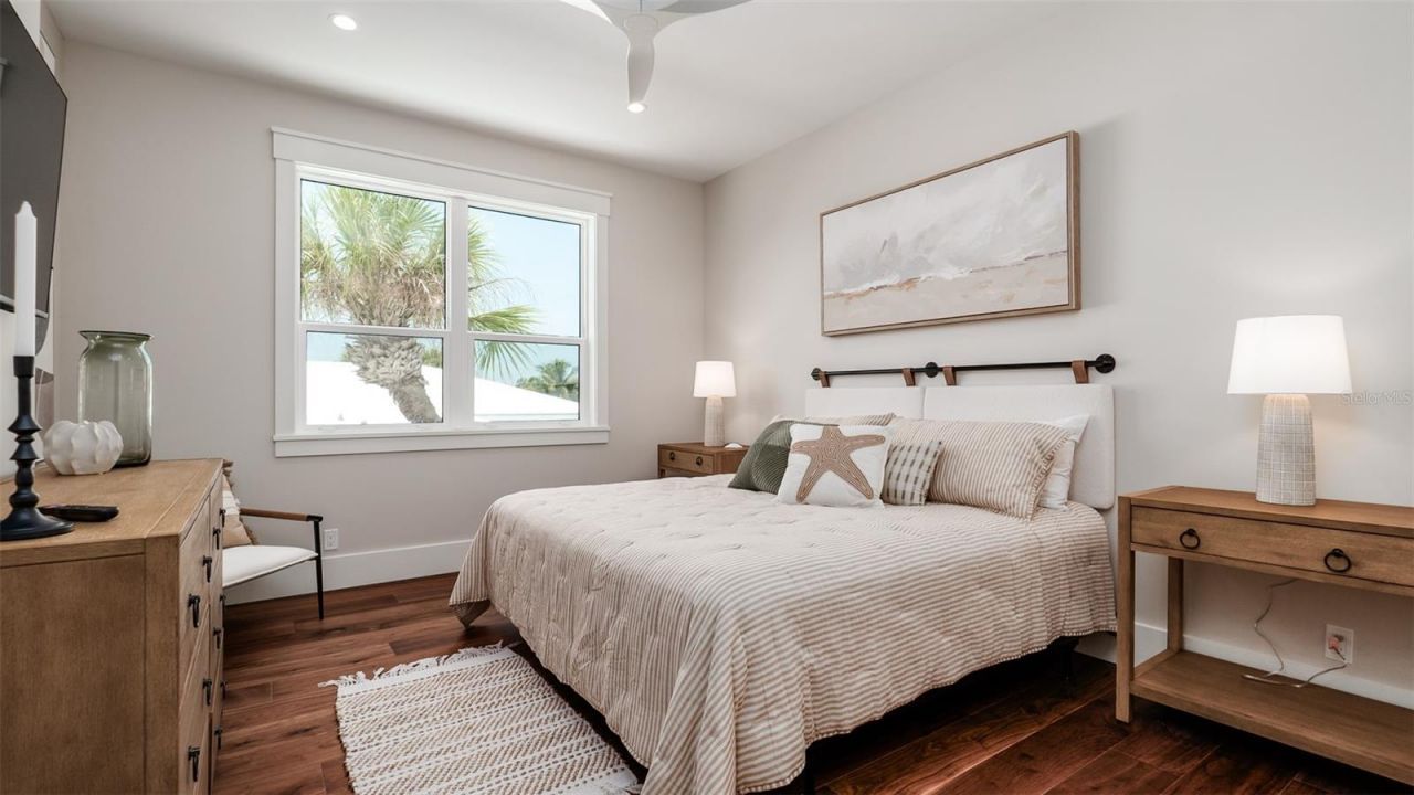 603 Emerald Lane, Holmes Beach, FL 34217 Photo