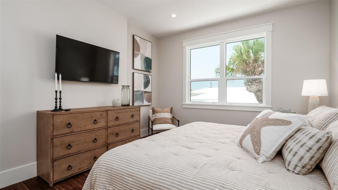 603 Emerald Lane, Holmes Beach, FL 34217 Photo