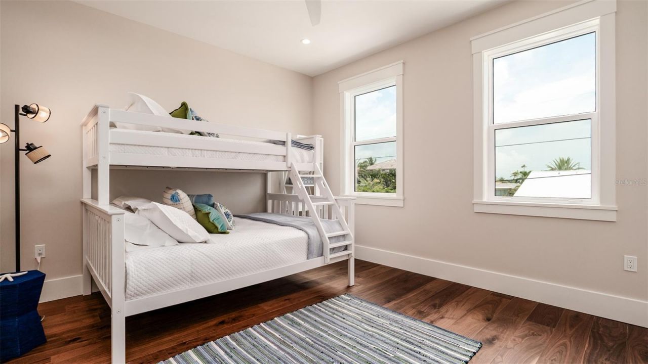 603 Emerald Lane, Holmes Beach, FL 34217 Photo