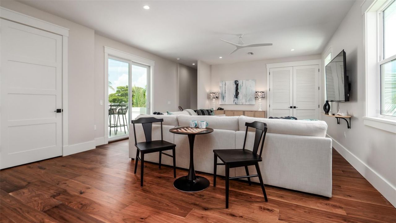 603 Emerald Lane, Holmes Beach, FL 34217 Photo