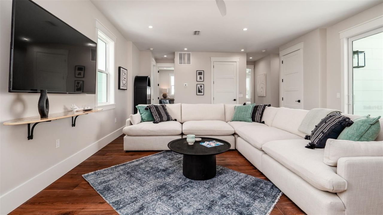 603 Emerald Lane, Holmes Beach, FL 34217 Photo