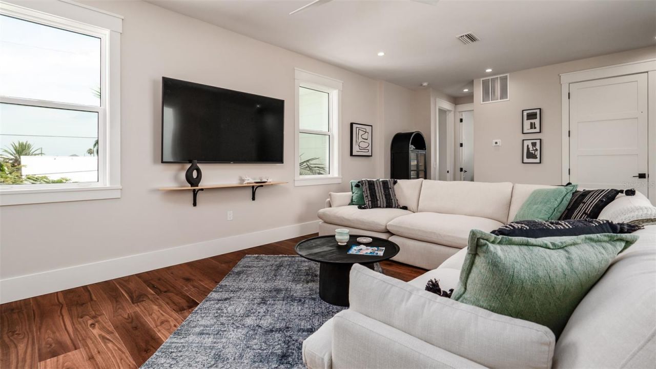 603 Emerald Lane, Holmes Beach, FL 34217 Photo