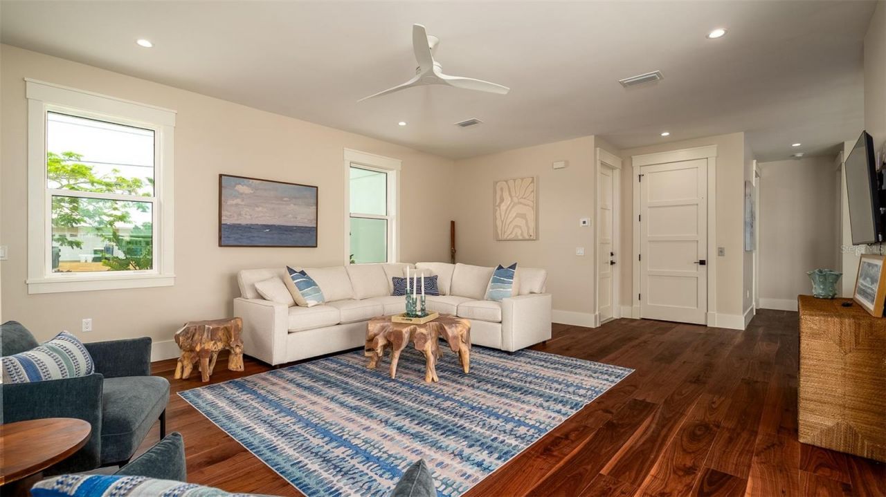 603 Emerald Lane, Holmes Beach, FL 34217 Photo