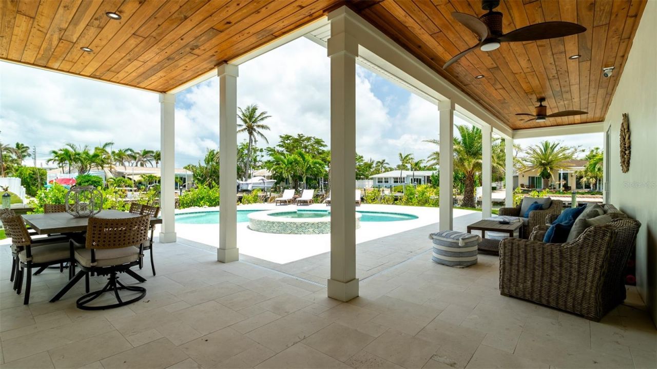 603 Emerald Lane, Holmes Beach, FL 34217 Photo