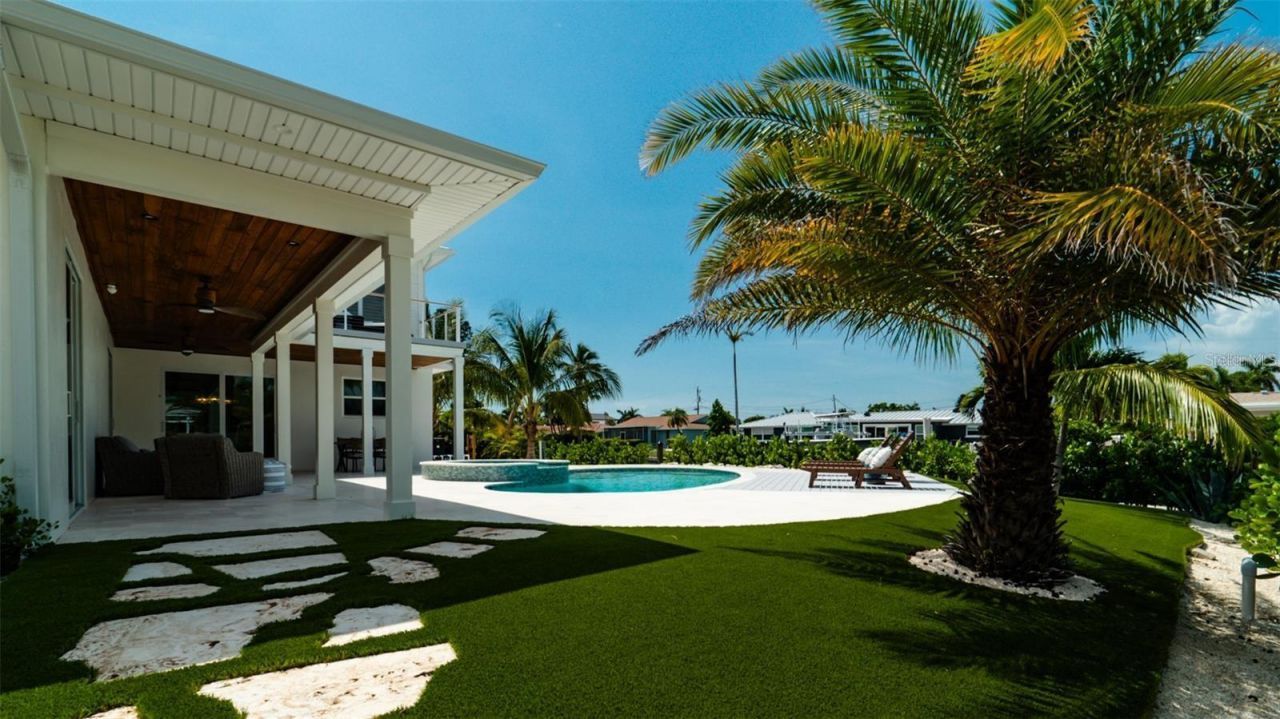 603 Emerald Lane, Holmes Beach, FL 34217 Photo